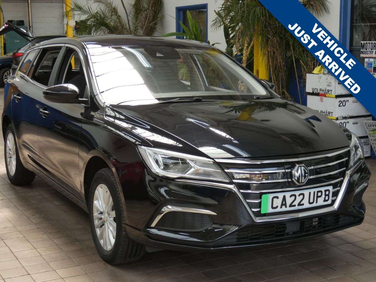 A 2022 MG MG5 61.1kWh Excite Long Range Estate 5dr Electric Auto (156 ps) 1 OWNER EXCELLE A 2022 MG MG5 61.1kWh Excite Long Range Estate 5dr Electric Auto (156 ps) 1 OWNER EXCELLE