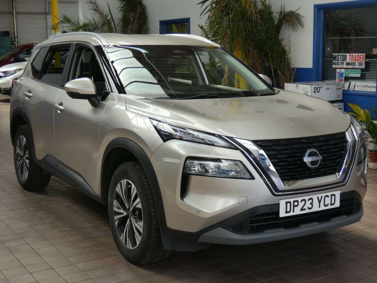 A 2023 NISSAN X-TRAIL 1.5 DIG-T MHEV N-Connecta SUV 5dr Petrol Hybrid XTRON Euro 6 (s/s) (163 ps) A 2023 NISSAN X-TRAIL 1.5 DIG-T MHEV N-Connecta SUV 5dr Petrol Hybrid XTRON Euro 6 (s/s) (163 ps)