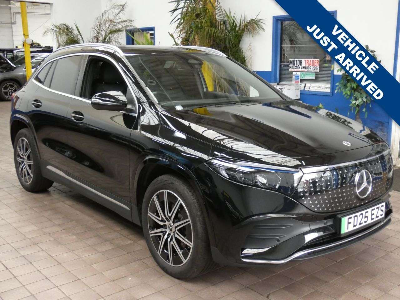 A 2025 MERCEDES-BENZ EQA EQA 250+ 70.5kWh AMG Line (Executive) SUV 5dr Electric Auto (190 ps) 1 WNER A 2025 MERCEDES-BENZ EQA EQA 250+ 70.5kWh AMG Line (Executive) SUV 5dr Electric Auto (190 ps) 1 WNER