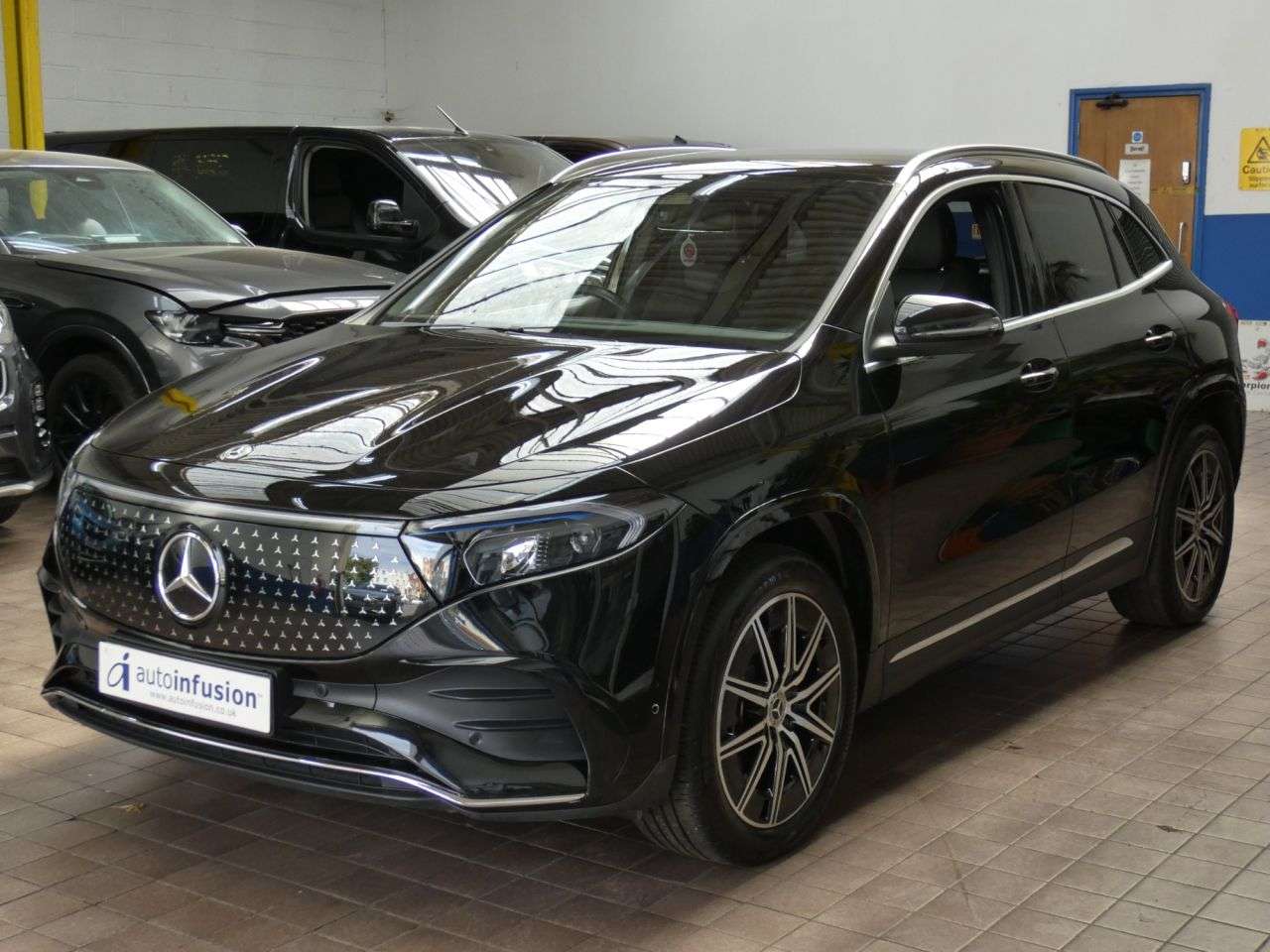 A 2025 MERCEDES-BENZ EQA EQA 250+ 70.5kWh AMG Line (Executive) SUV 5dr Electric Auto (190 ps) 1 WNER A 2025 MERCEDES-BENZ EQA EQA 250+ 70.5kWh AMG Line (Executive) SUV 5dr Electric Auto (190 ps) 1 WNER