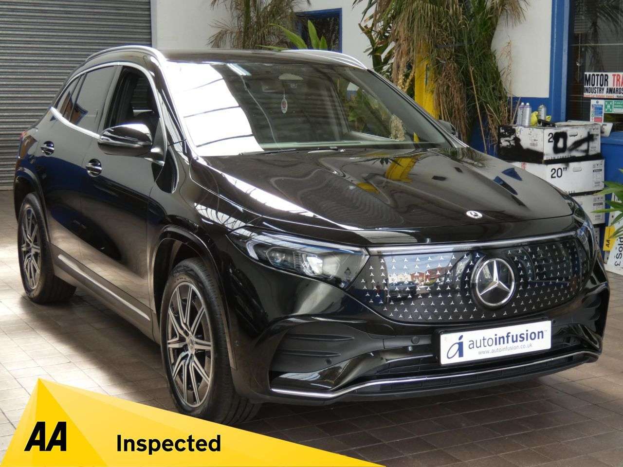 A 2025 MERCEDES-BENZ EQA EQA 250+ 70.5kWh AMG Line (Executive) SUV 5dr Electric Auto (190 ps) 1 WNER A 2025 MERCEDES-BENZ EQA EQA 250+ 70.5kWh AMG Line (Executive) SUV 5dr Electric Auto (190 ps) 1 WNER