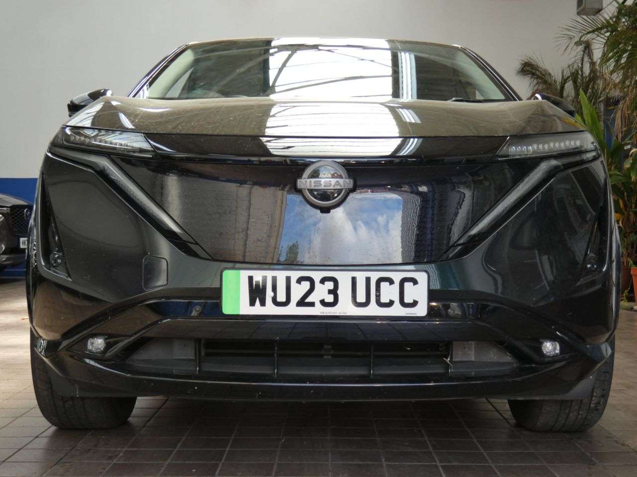 A 2023 NISSAN ARIYA 63kWh Advance SUV 5dr Electric Auto 7.4kW Charger (217 ps) 1 OWNER SERVICE A 2023 NISSAN ARIYA 63kWh Advance SUV 5dr Electric Auto 7.4kW Charger (217 ps) 1 OWNER SERVICE