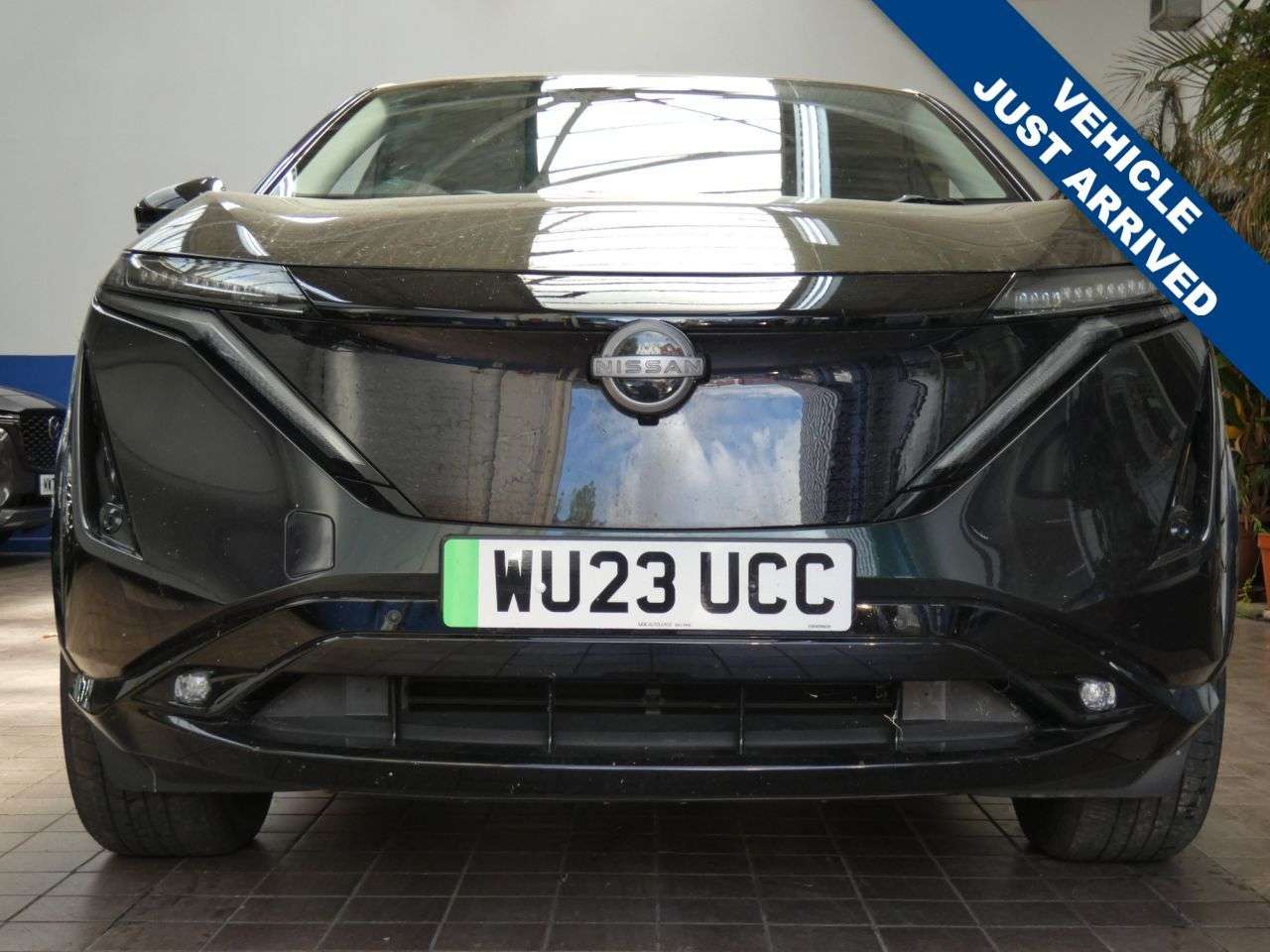 A 2023 NISSAN ARIYA 63kWh Advance SUV 5dr Electric Auto 7.4kW Charger (217 ps) 1 OWNER SERVICE A 2023 NISSAN ARIYA 63kWh Advance SUV 5dr Electric Auto 7.4kW Charger (217 ps) 1 OWNER SERVICE