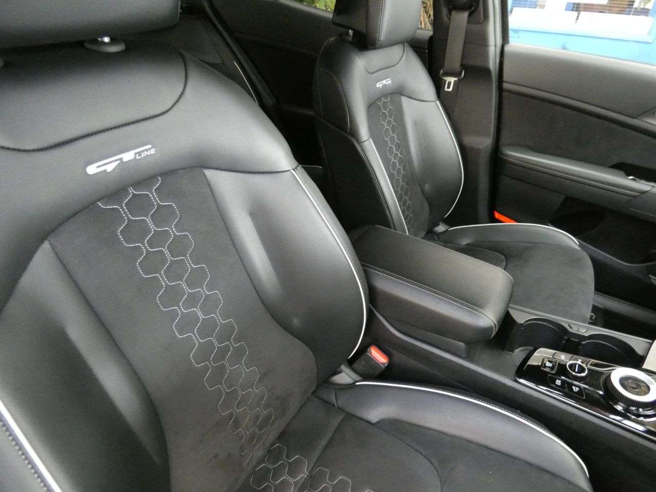 2023 KIA SPORTAGE 2023 KIA SPORTAGE