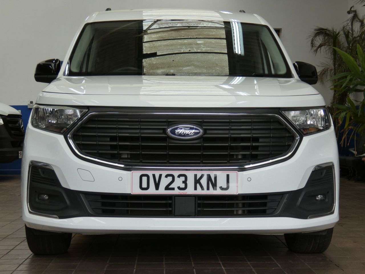 A 2023 FORD GRAND TOURNEO CONNECT 2.0 EcoBlue Titanium MPV 5dr Diesel DCT Euro 6 (s/s) (122 ps) 1 OWNER SERVI A 2023 FORD GRAND TOURNEO CONNECT 2.0 EcoBlue Titanium MPV 5dr Diesel DCT Euro 6 (s/s) (122 ps) 1 OWNER SERVI