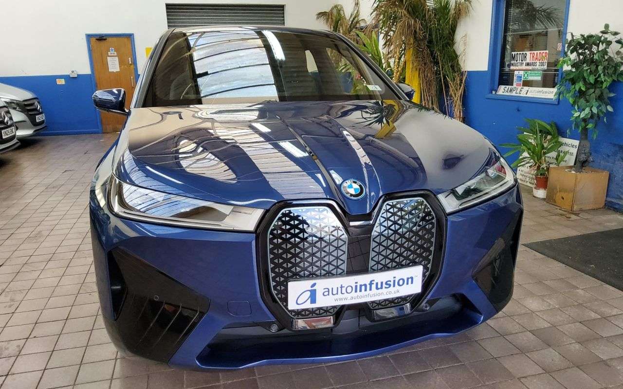 2023 BMW IX 2023 BMW IX