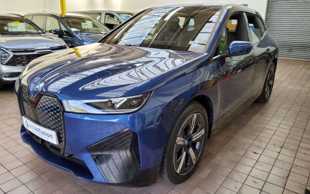 2023 BMW IX 2023 BMW IX