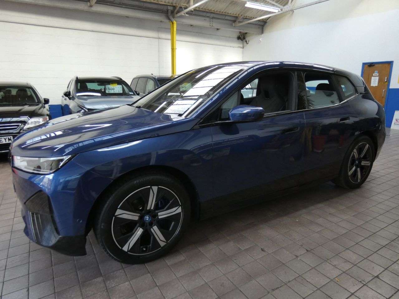 2023 BMW IX 2023 BMW IX