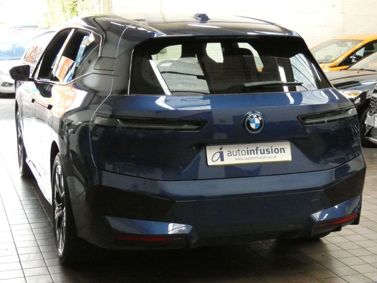 2023 BMW IX 2023 BMW IX