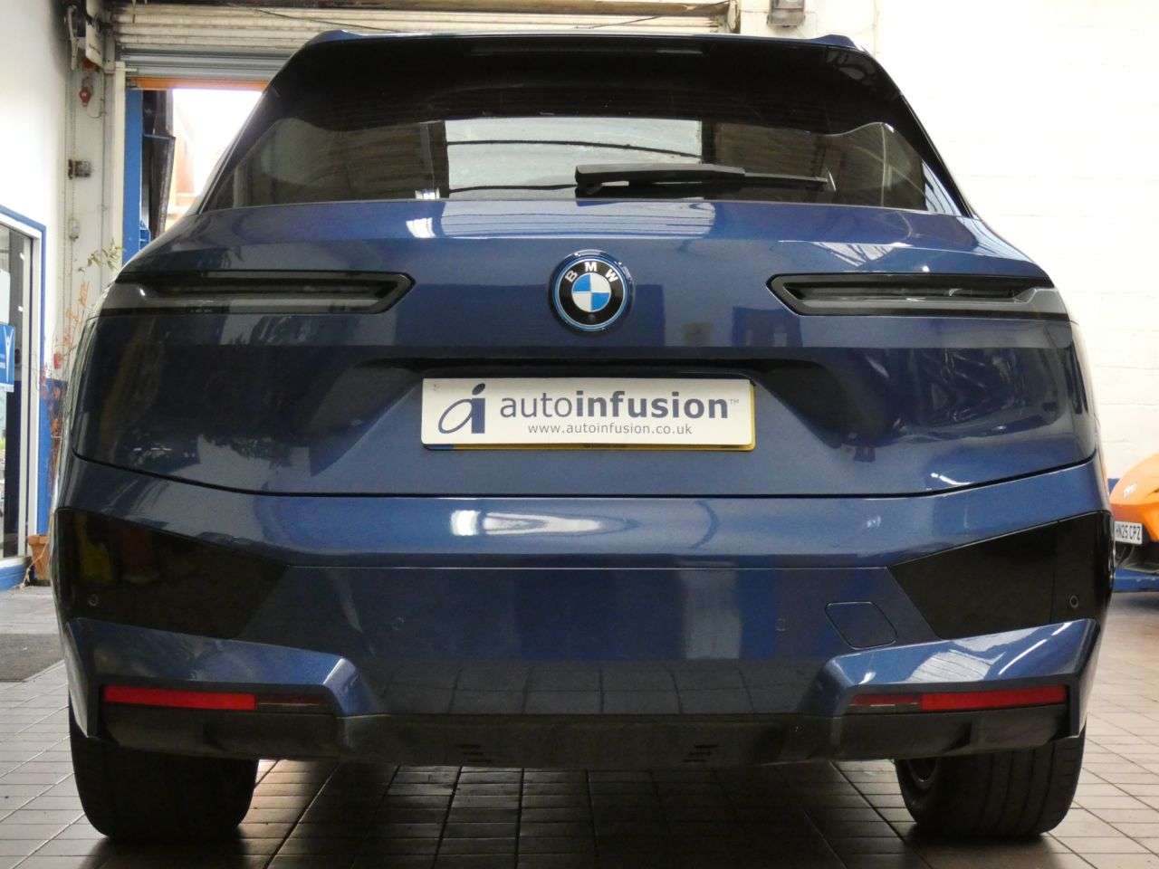 2023 BMW IX 2023 BMW IX
