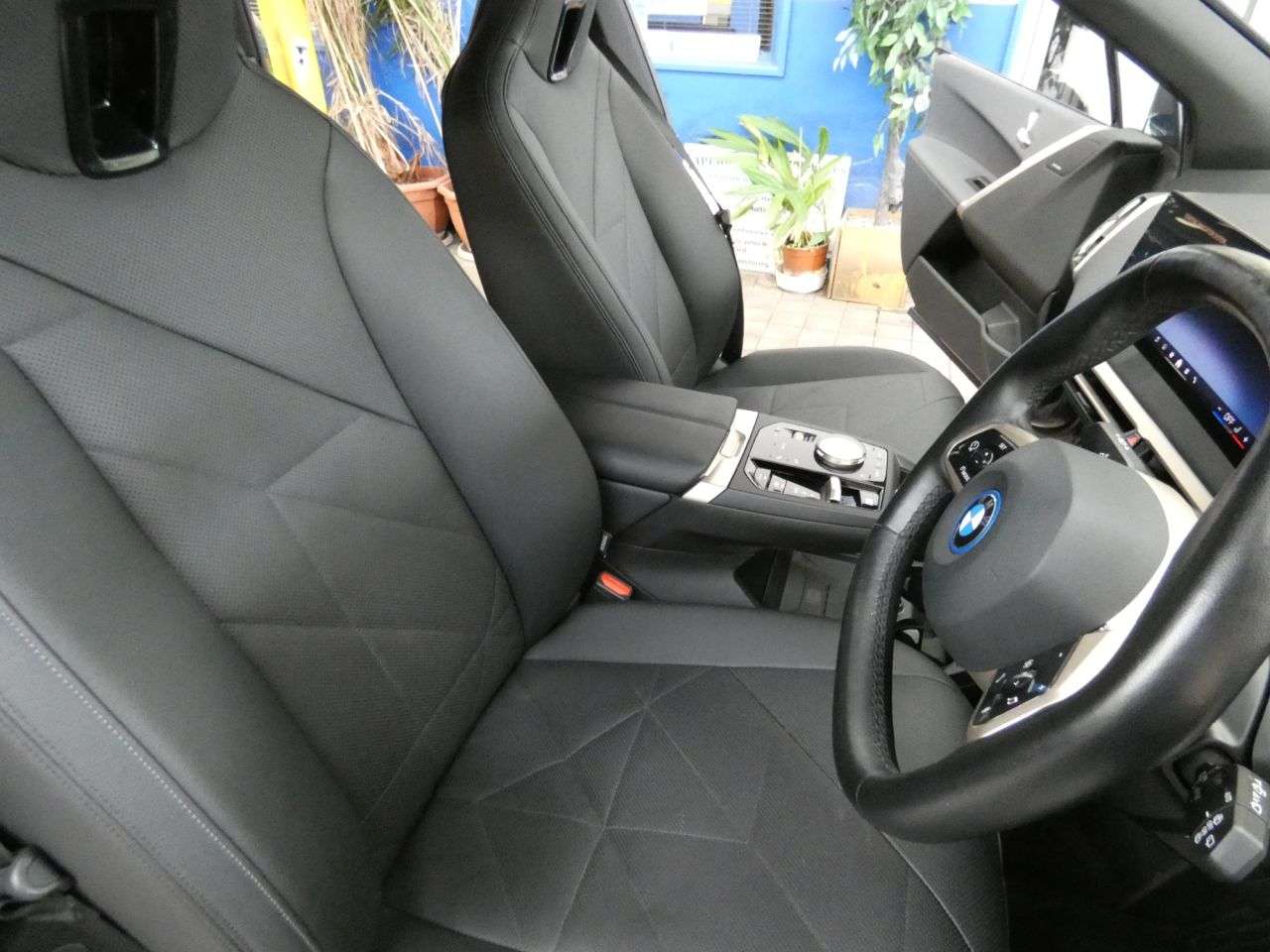 2023 BMW IX 2023 BMW IX