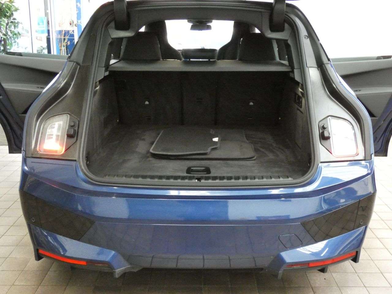 2023 BMW IX 2023 BMW IX