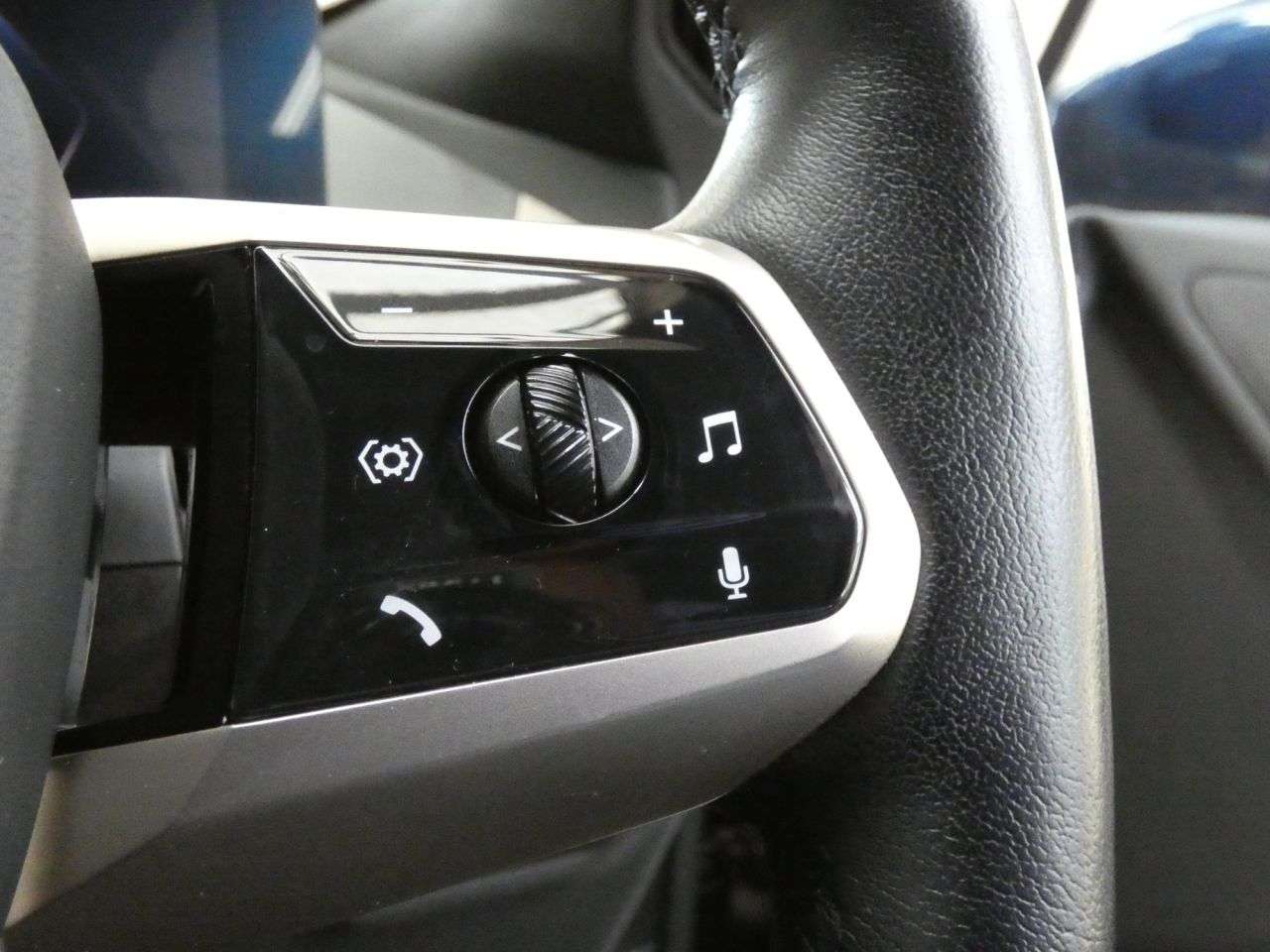 2023 BMW IX 2023 BMW IX