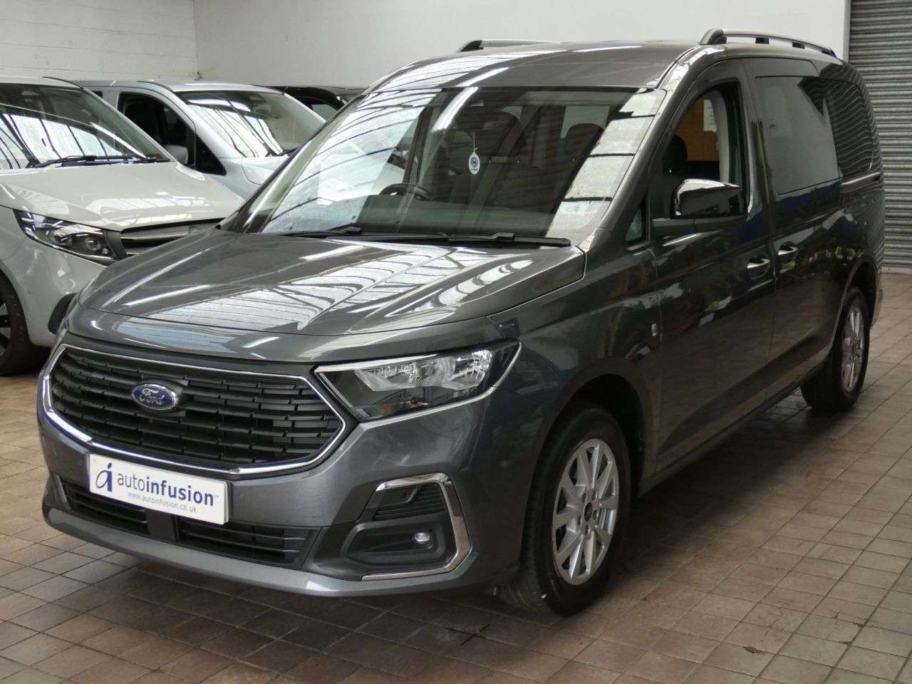 A 2023 FORD GRAND TOURNEO CONNECT 2.0 EcoBlue Titanium MPV 5dr Diesel Manual Euro 6 (s/s) (122 ps) 1 OWNER SE A 2023 FORD GRAND TOURNEO CONNECT 2.0 EcoBlue Titanium MPV 5dr Diesel Manual Euro 6 (s/s) (122 ps) 1 OWNER SE