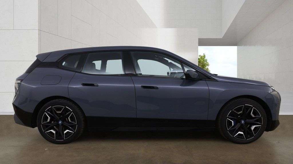 A 2023 BMW IX 40 76.6kWh M Sport SUV 5dr Electric Auto xDrive (11kW Charger) (326 ps) LOW A 2023 BMW IX 40 76.6kWh M Sport SUV 5dr Electric Auto xDrive (11kW Charger) (326 ps) LOW