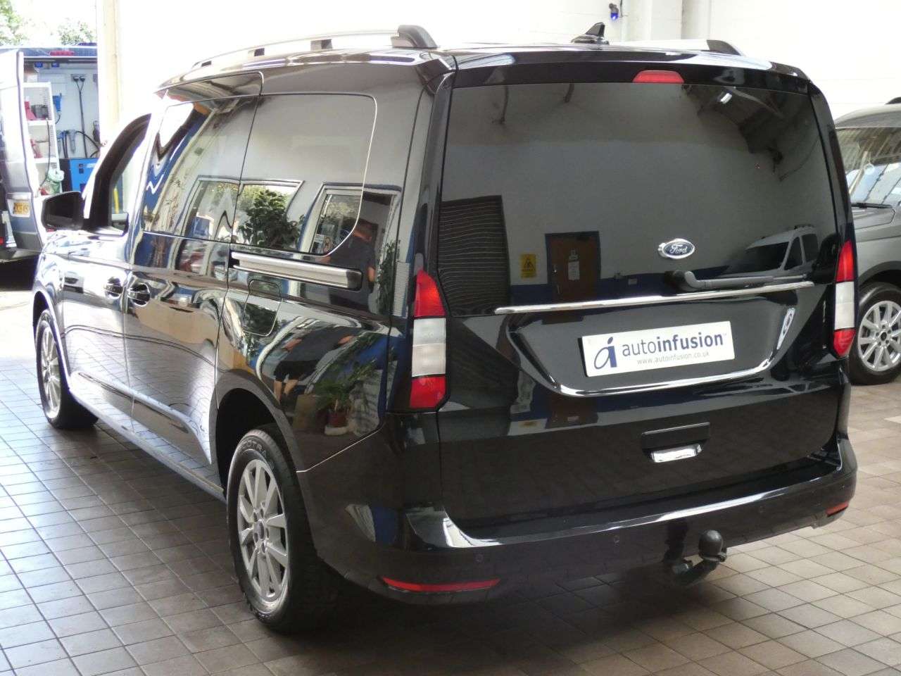 A 2024 FORD GRAND TOURNEO CONNECT 2.0 EcoBlue Titanium MPV 5dr Diesel DCT Euro 6 (s/s) (122 ps) 1 OWNER SERVI A 2024 FORD GRAND TOURNEO CONNECT 2.0 EcoBlue Titanium MPV 5dr Diesel DCT Euro 6 (s/s) (122 ps) 1 OWNER SERVI