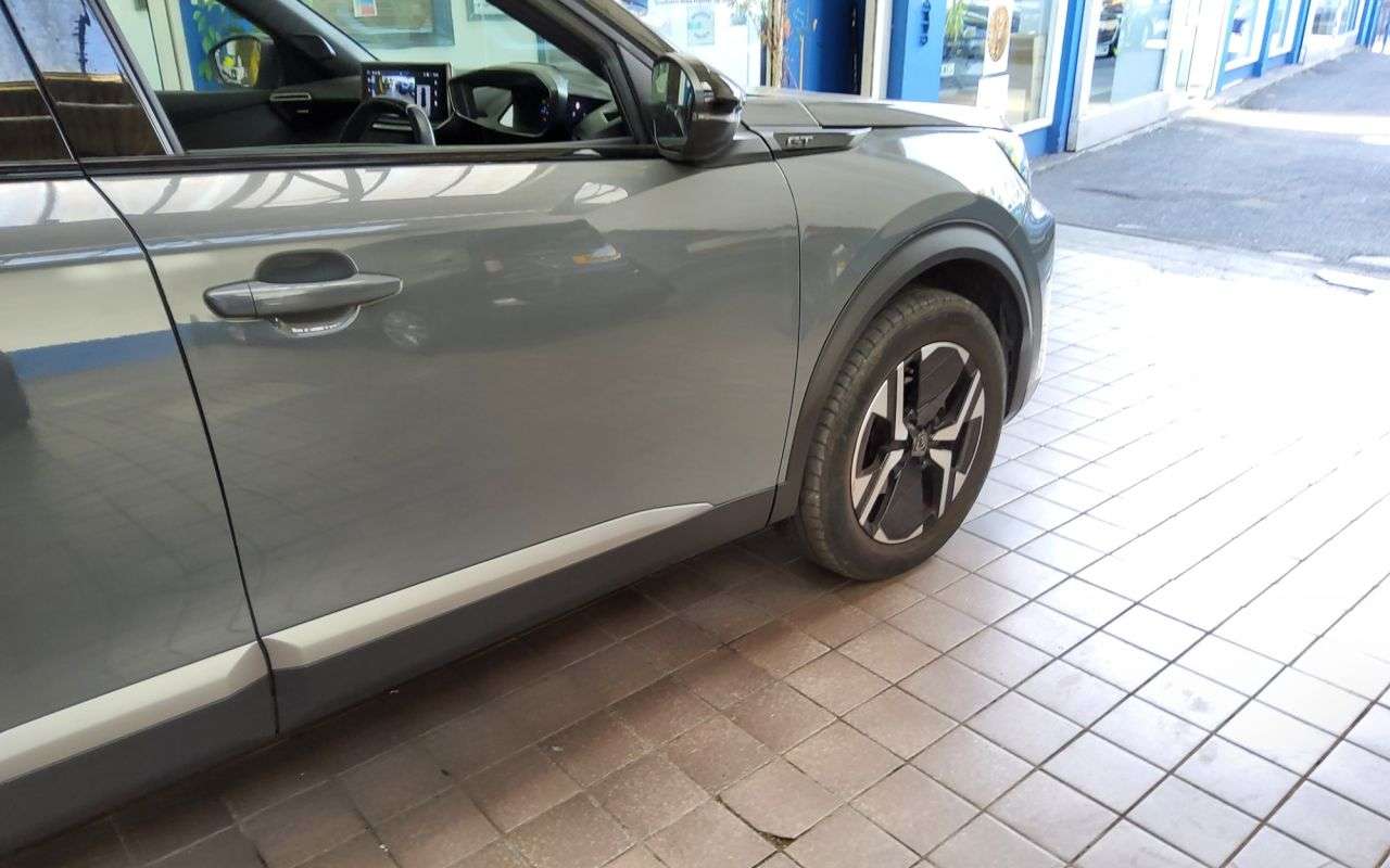2023 PEUGEOT 2008 2023 PEUGEOT 2008