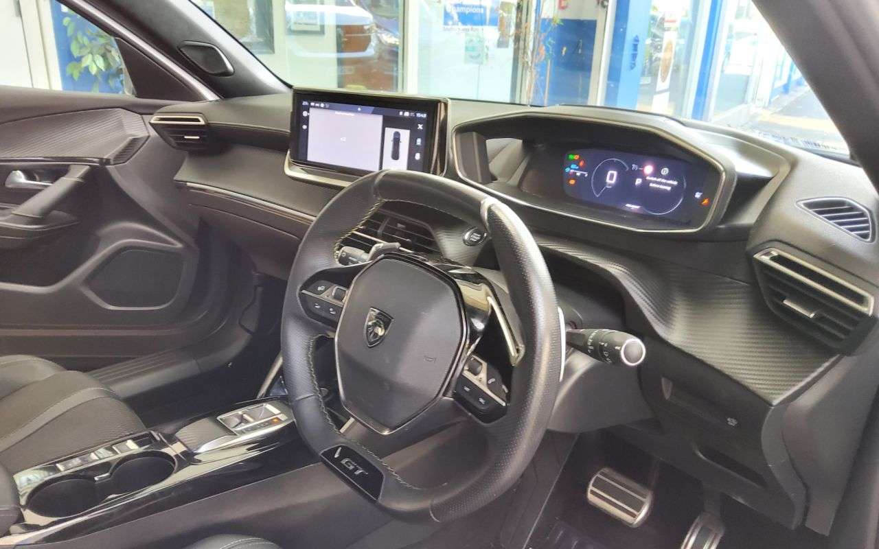 2023 PEUGEOT 2008 2023 PEUGEOT 2008