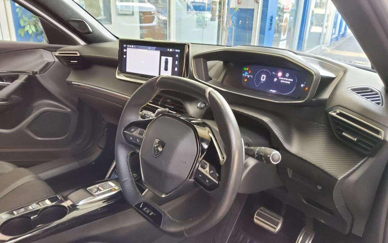 2023 PEUGEOT 2008 2023 PEUGEOT 2008