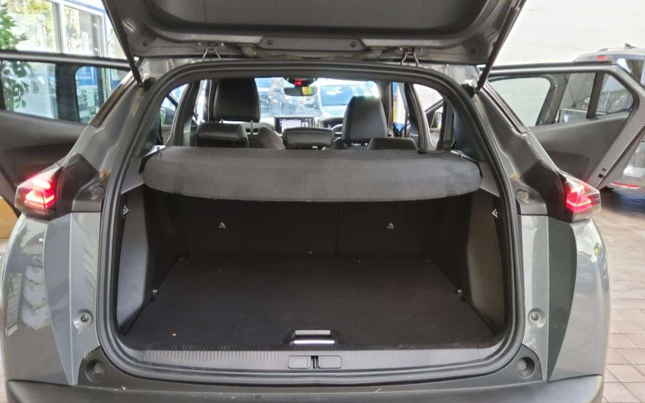 2023 PEUGEOT 2008 2023 PEUGEOT 2008