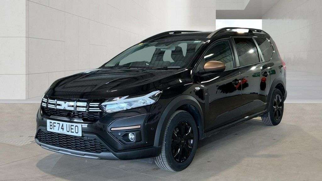 A 2024 DACIA JOGGER 1.0 TCe EXTREME MPV 5dr Petrol Manual Euro 6 (s/s) (110 ps) 1 OWNER SERVICE A 2024 DACIA JOGGER 1.0 TCe EXTREME MPV 5dr Petrol Manual Euro 6 (s/s) (110 ps) 1 OWNER SERVICE