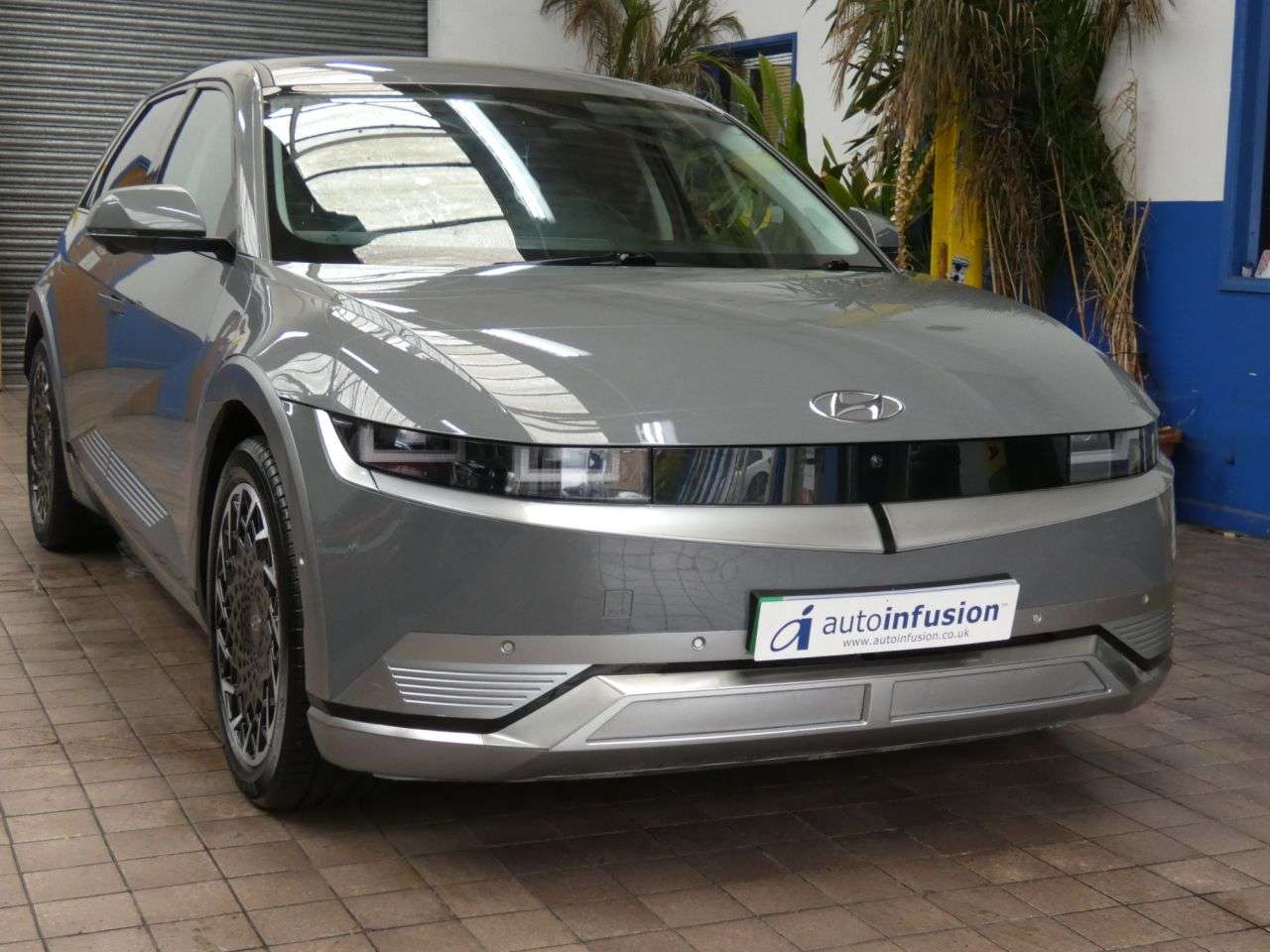 A 2023 HYUNDAI IONIQ 5 77kWh Ultimate Hatchback 5dr Electric Auto (228 ps) 1 OWNER SERVICE HISTORY A 2023 HYUNDAI IONIQ 5 77kWh Ultimate Hatchback 5dr Electric Auto (228 ps) 1 OWNER SERVICE HISTORY