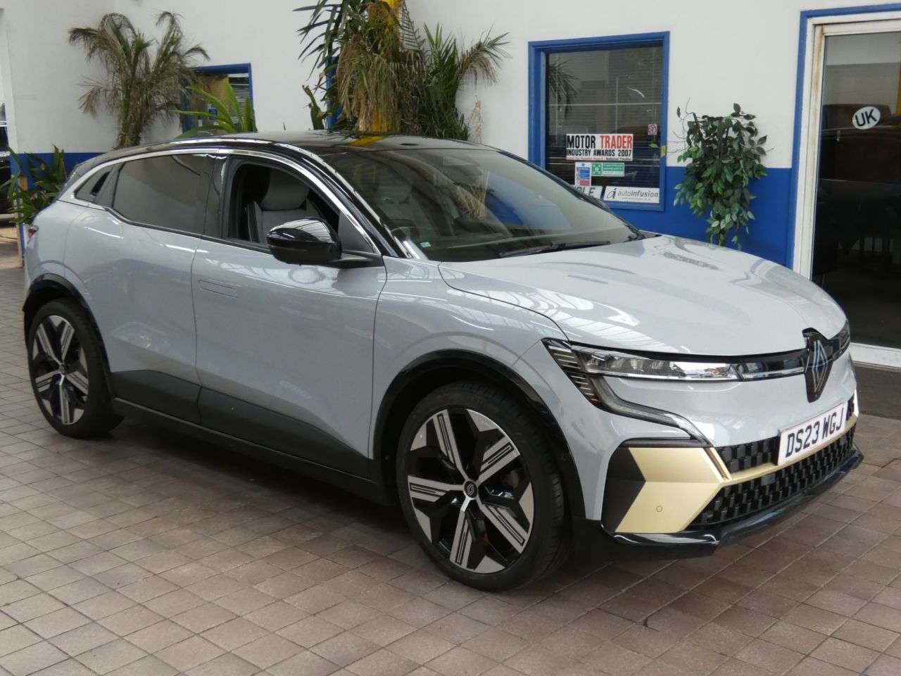 2023 RENAULT MEGANE E-TECH 2023 RENAULT MEGANE E-TECH
