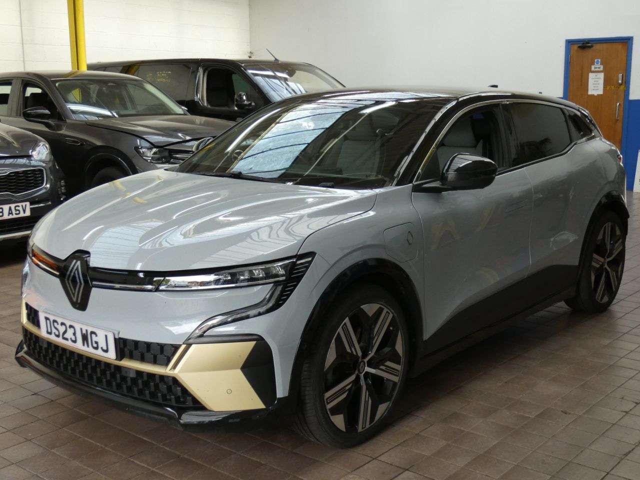 2023 RENAULT MEGANE E-TECH 2023 RENAULT MEGANE E-TECH