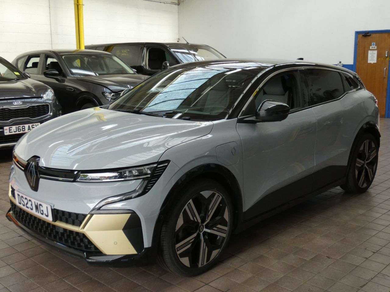 2023 RENAULT MEGANE E-TECH 2023 RENAULT MEGANE E-TECH
