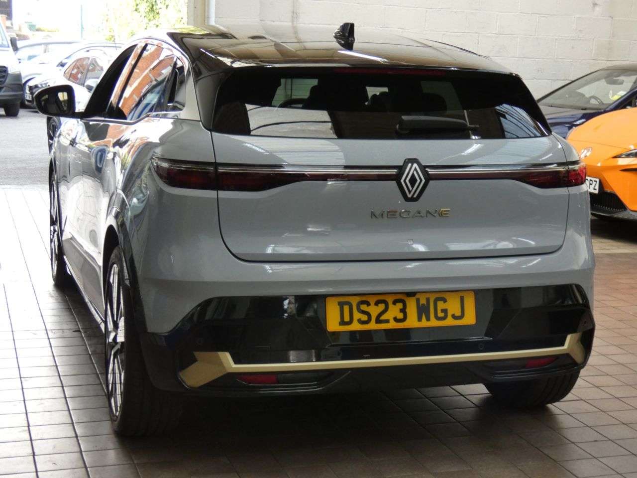 2023 RENAULT MEGANE E-TECH 2023 RENAULT MEGANE E-TECH