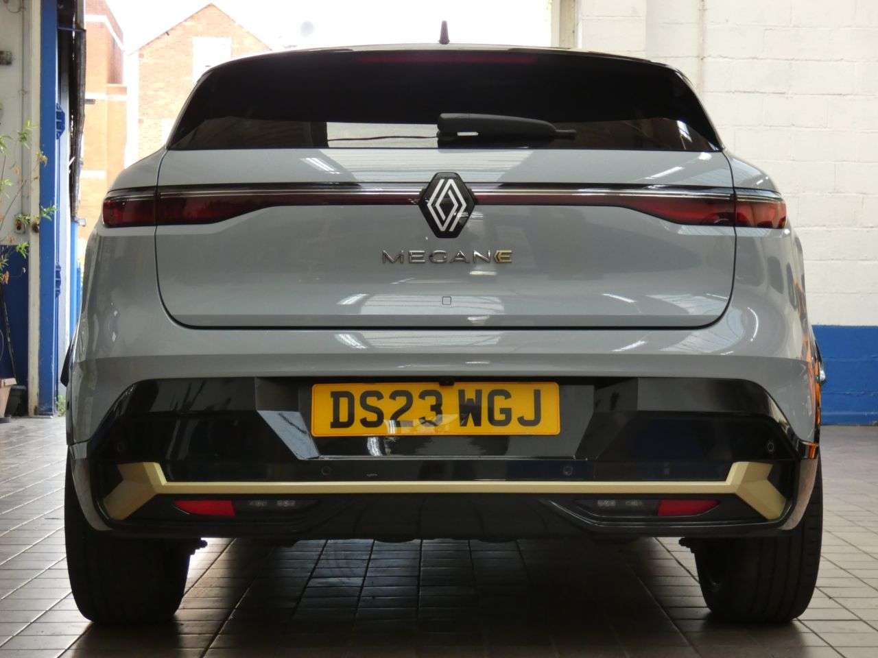 2023 RENAULT MEGANE E-TECH 2023 RENAULT MEGANE E-TECH