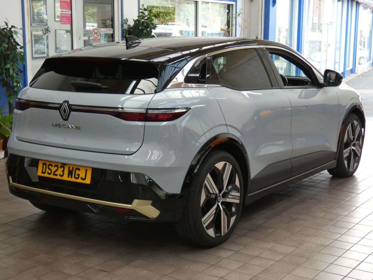 2023 RENAULT MEGANE E-TECH 2023 RENAULT MEGANE E-TECH