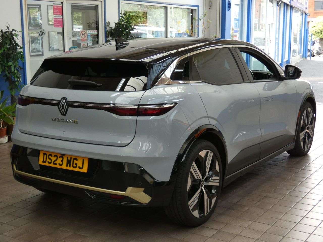 2023 RENAULT MEGANE E-TECH 2023 RENAULT MEGANE E-TECH