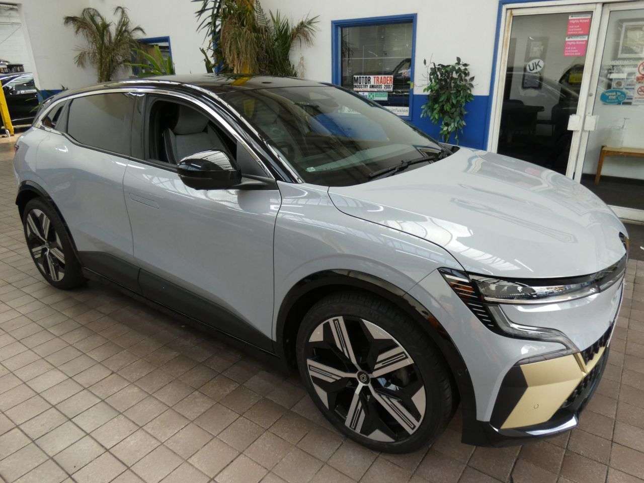 2023 RENAULT MEGANE E-TECH 2023 RENAULT MEGANE E-TECH