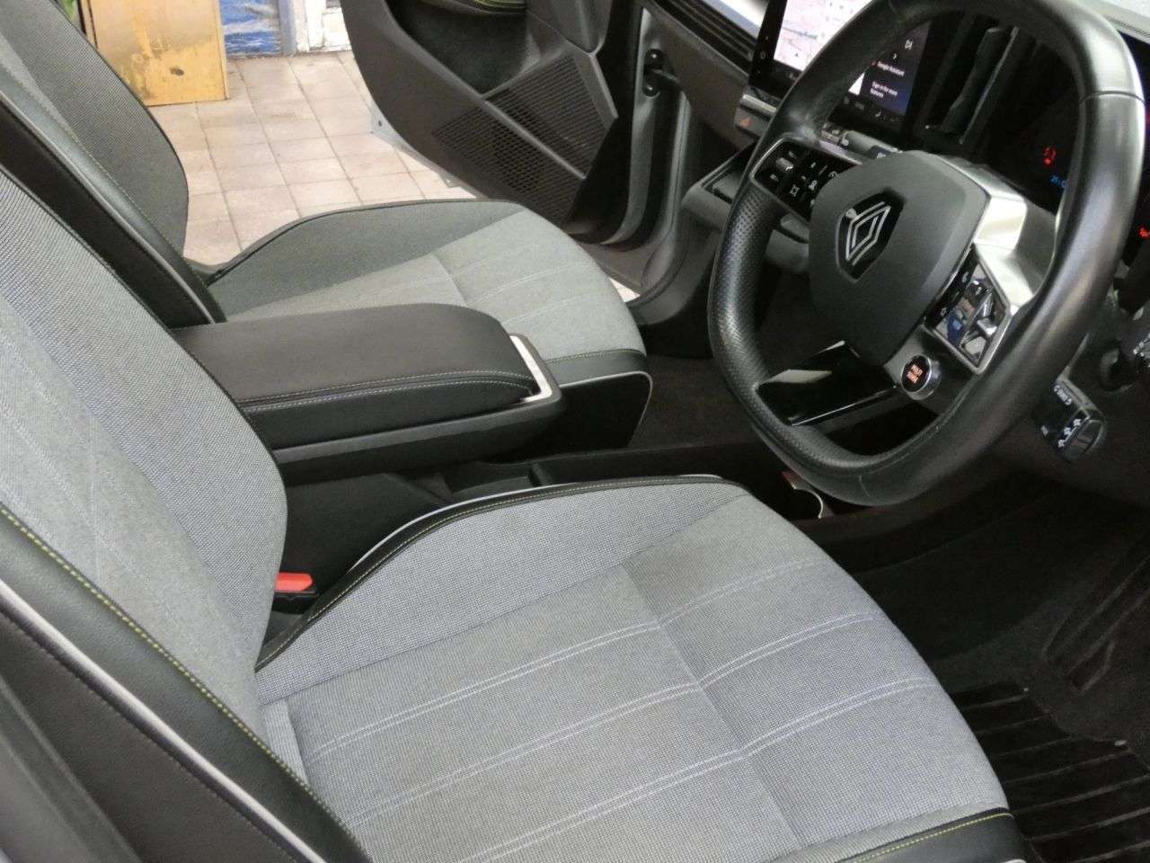 2023 RENAULT MEGANE E-TECH 2023 RENAULT MEGANE E-TECH