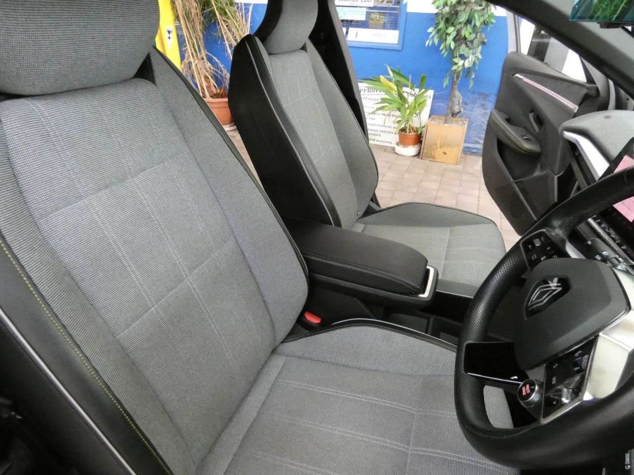 2023 RENAULT MEGANE E-TECH 2023 RENAULT MEGANE E-TECH