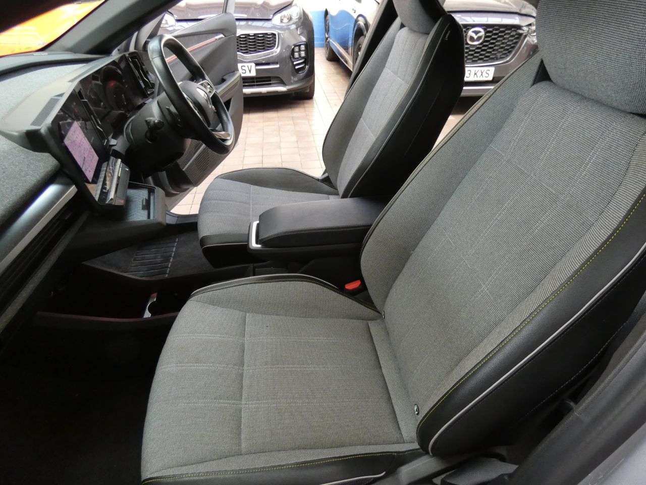 2023 RENAULT MEGANE E-TECH 2023 RENAULT MEGANE E-TECH