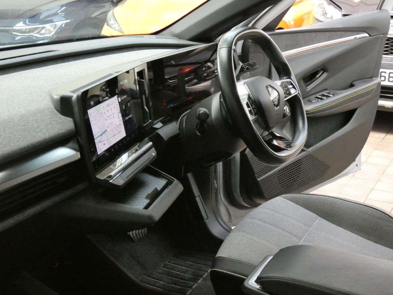 2023 RENAULT MEGANE E-TECH 2023 RENAULT MEGANE E-TECH
