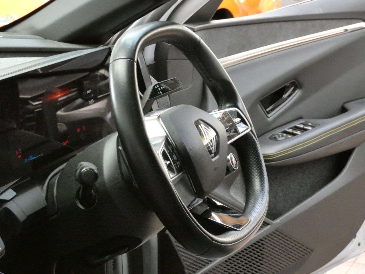 2023 RENAULT MEGANE E-TECH 2023 RENAULT MEGANE E-TECH