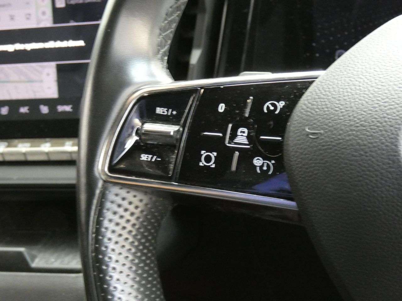 2023 RENAULT MEGANE E-TECH 2023 RENAULT MEGANE E-TECH