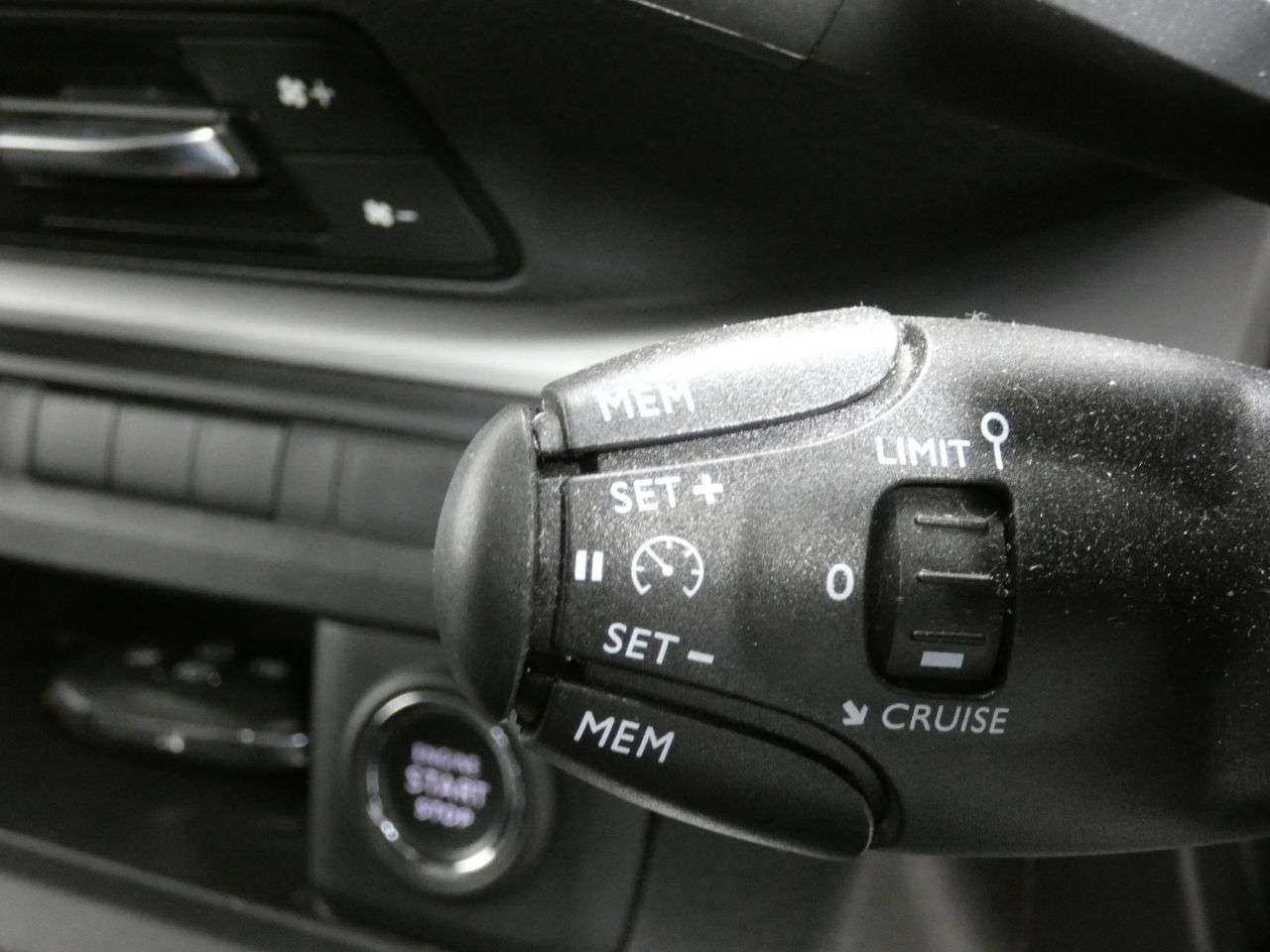 2023 VAUXHALL VIVARO LIFE ELECTRIC 2023 VAUXHALL VIVARO LIFE ELECTRIC