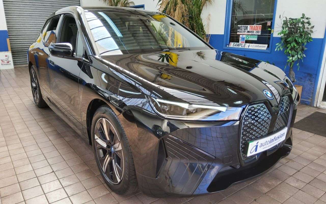 2022 BMW IX 2022 BMW IX