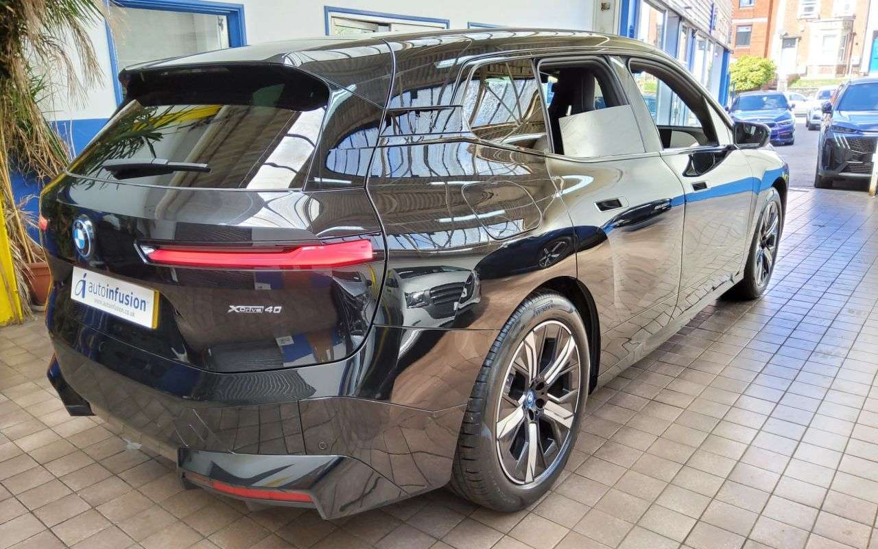 2022 BMW IX 2022 BMW IX