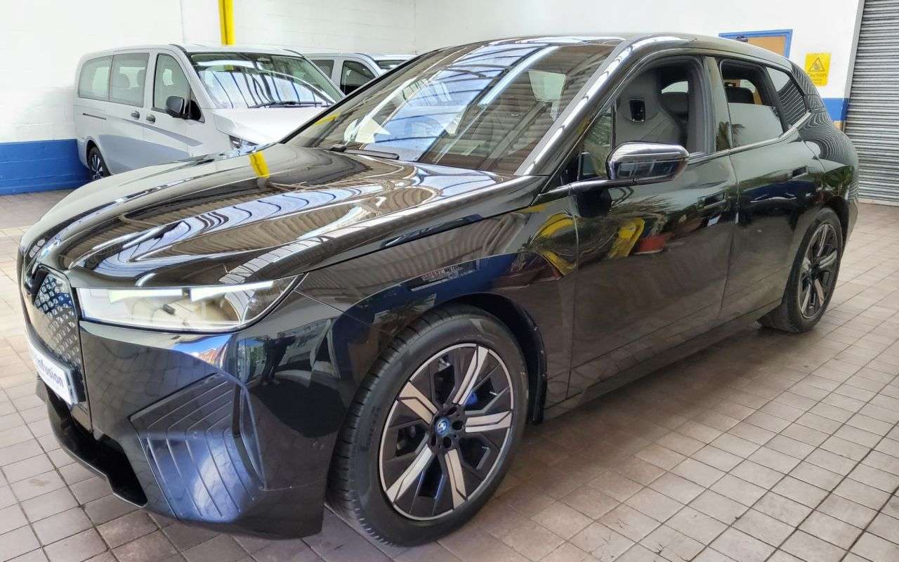 2022 BMW IX 2022 BMW IX