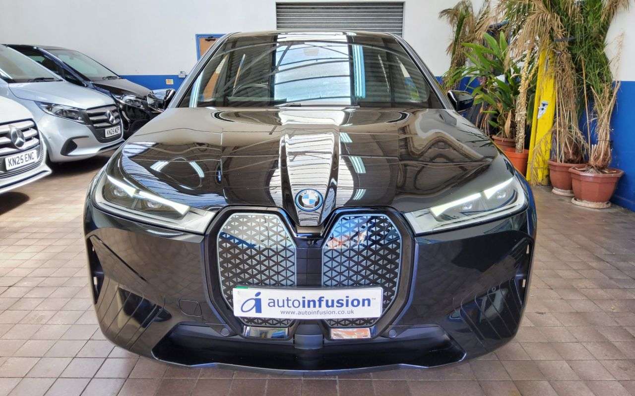 2022 BMW IX 2022 BMW IX