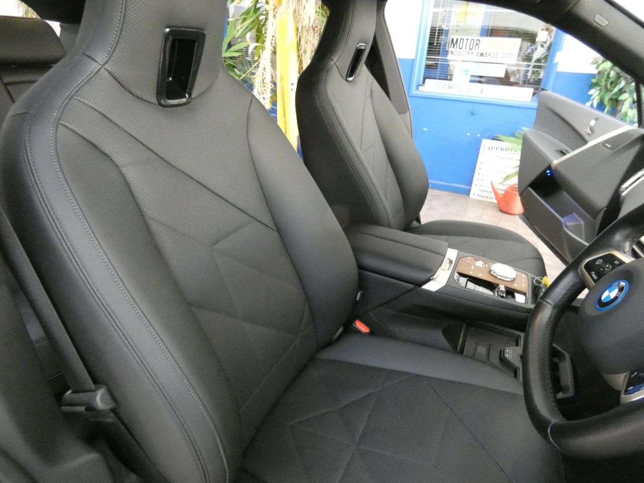 2022 BMW IX 2022 BMW IX