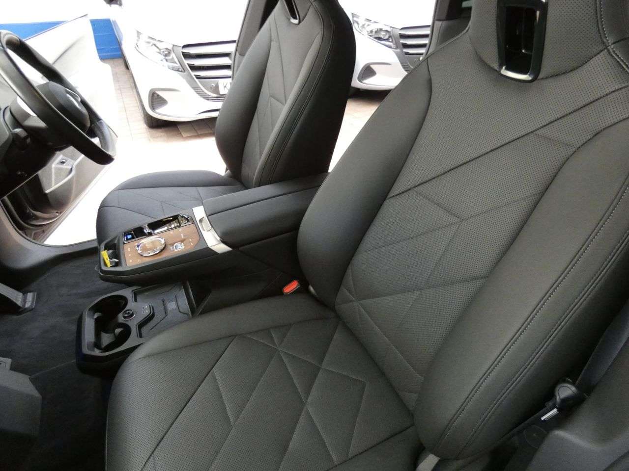 2022 BMW IX 2022 BMW IX