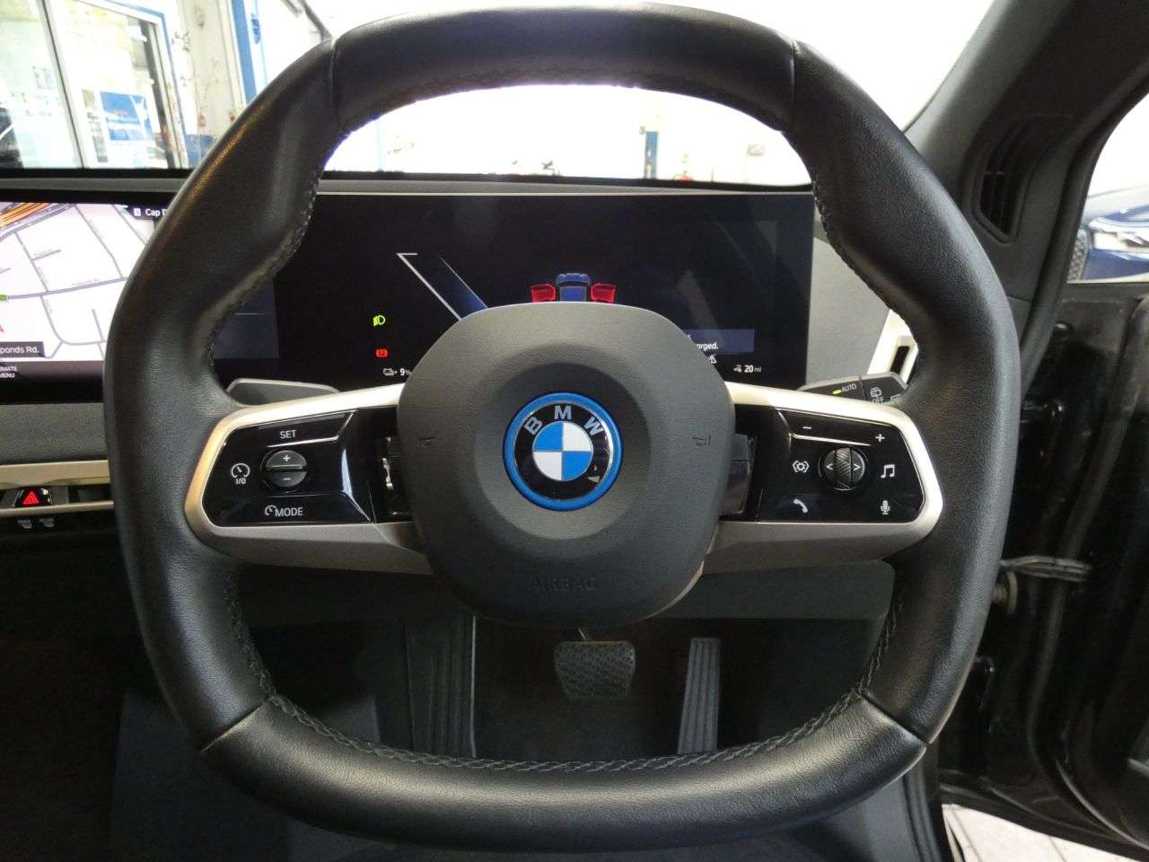 2022 BMW IX 2022 BMW IX