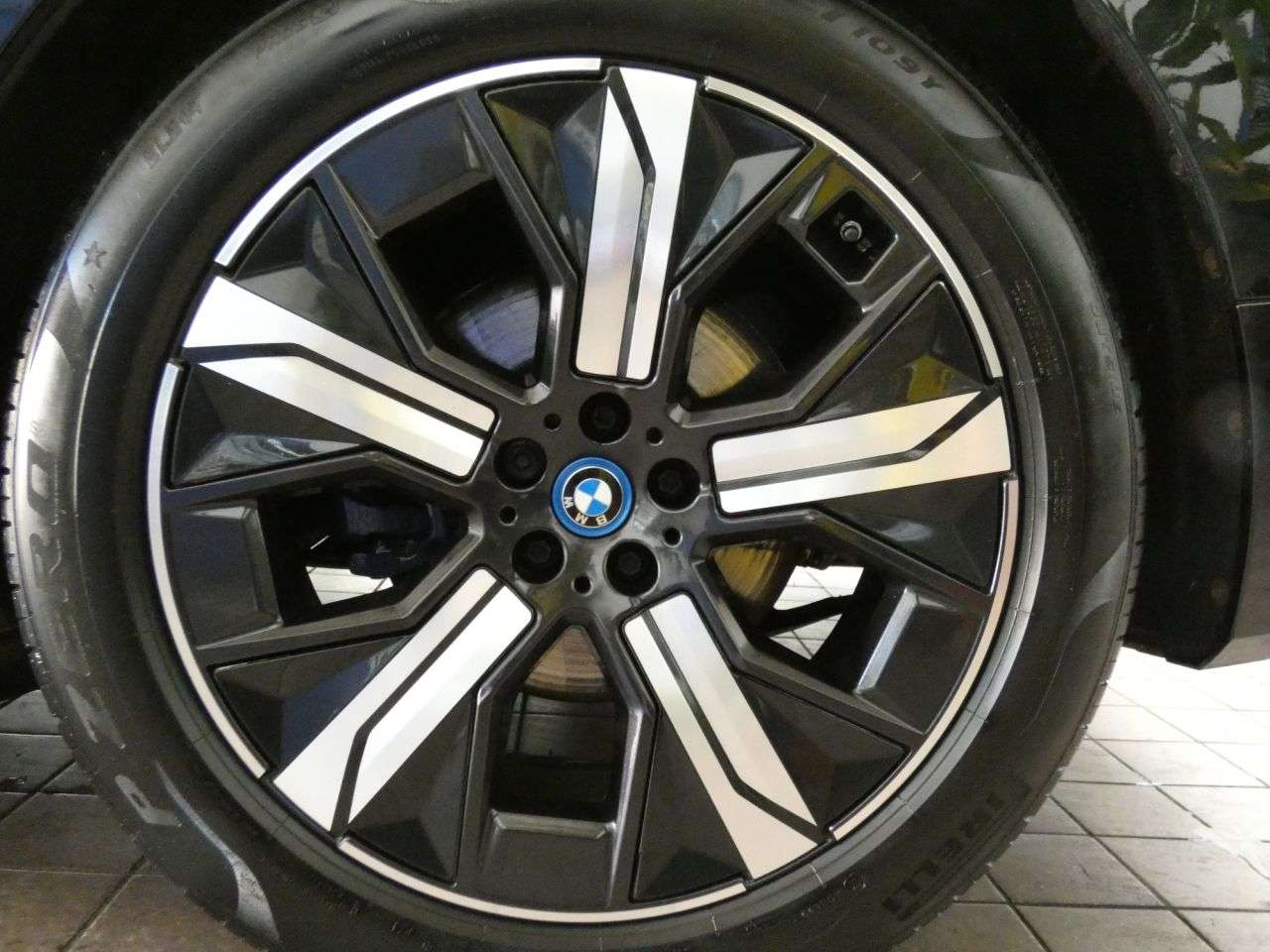 2022 BMW IX 2022 BMW IX