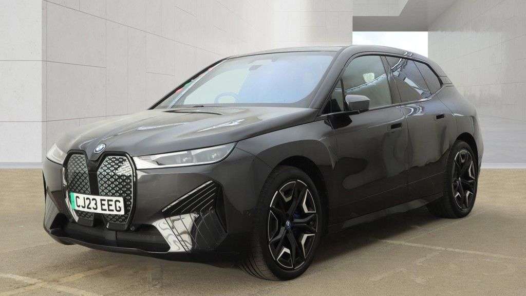 A 2023 BMW IX 40 76.6kWh M Sport SUV 5dr Electric Auto xDrive (11kW Charger) (326 ps) 1 O A 2023 BMW IX 40 76.6kWh M Sport SUV 5dr Electric Auto xDrive (11kW Charger) (326 ps) 1 O
